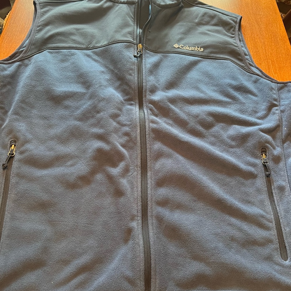 Columbia Blue Full-Zip Jacket
XXL